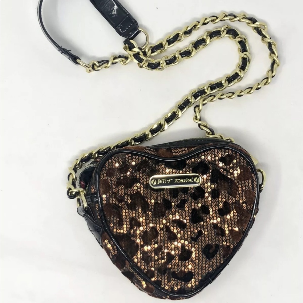 BETSEY JOHNSON Cheetah Heart shaped purse